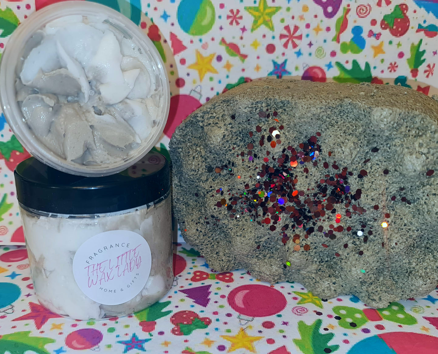 Whipped soap/shaving foam